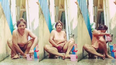 Society hot gujju aunty bathroom video